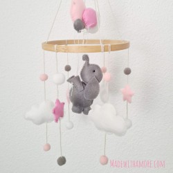 Elefant mit Luftballons...